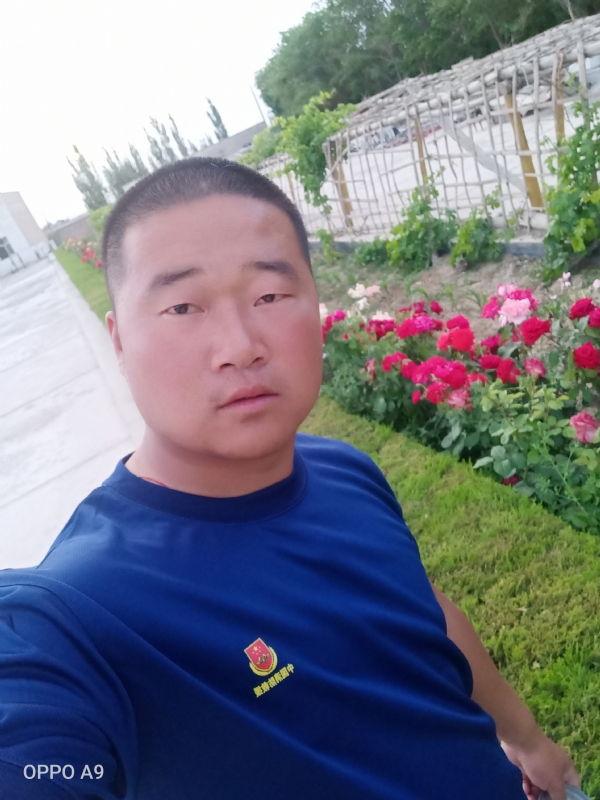 奋斗中的青春最美丽的第一张照片--闽侯相亲网