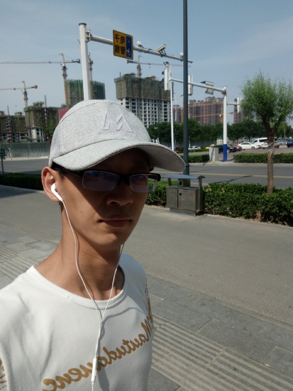 挥一挥手什么都没有的第一张照片--闽侯相亲网