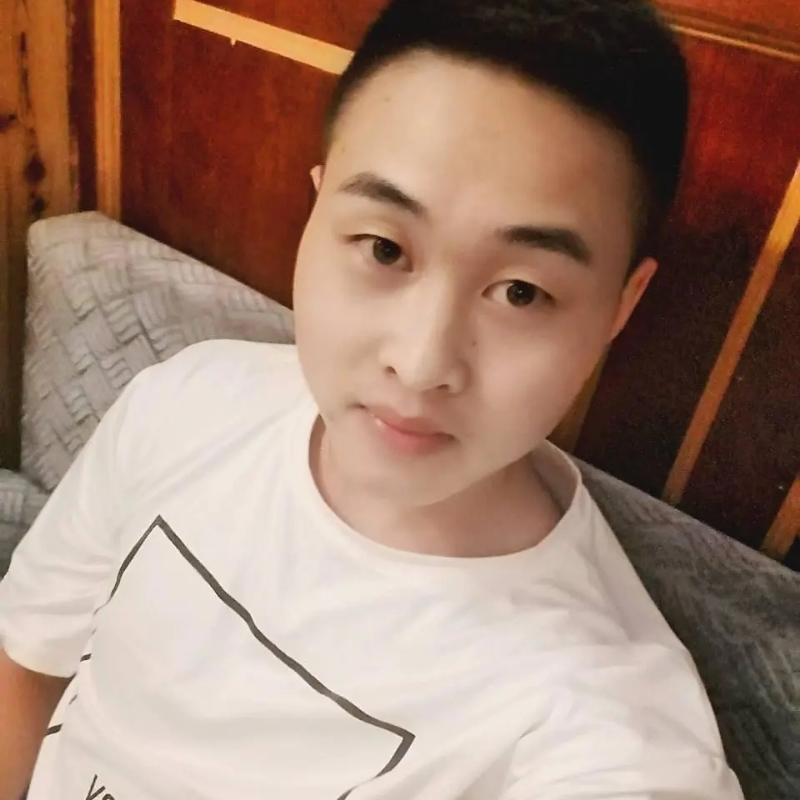 娃娃脸小爸爸的第二张照片--闽侯相亲网