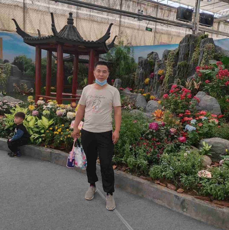 受伤的痴情男的第一张照片--闽侯相亲网