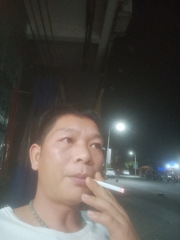 善解人意的第一张照片--闽侯相亲网
