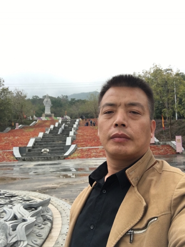 开心的松鼠的第一张照片--闽侯相亲网