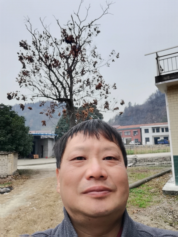 苏众青春冲浪的第一张照片--闽侯相亲网