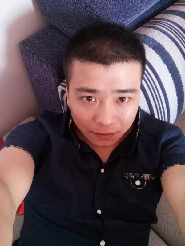 漫步的面包的第一张照片--闽侯相亲网