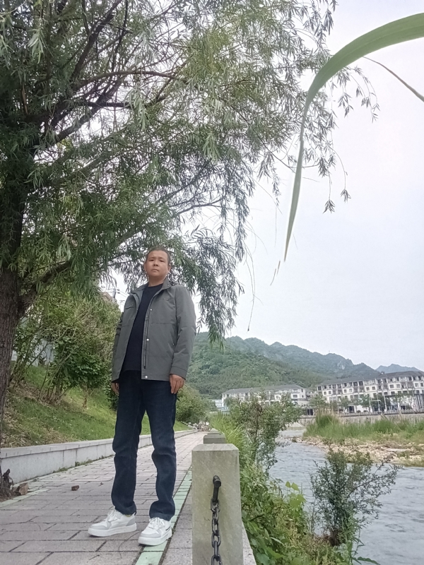 飞雪飘零的第一张照片--闽侯相亲网