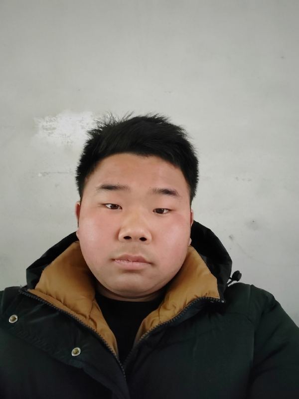 精神饱满的第四张照片--闽侯相亲网