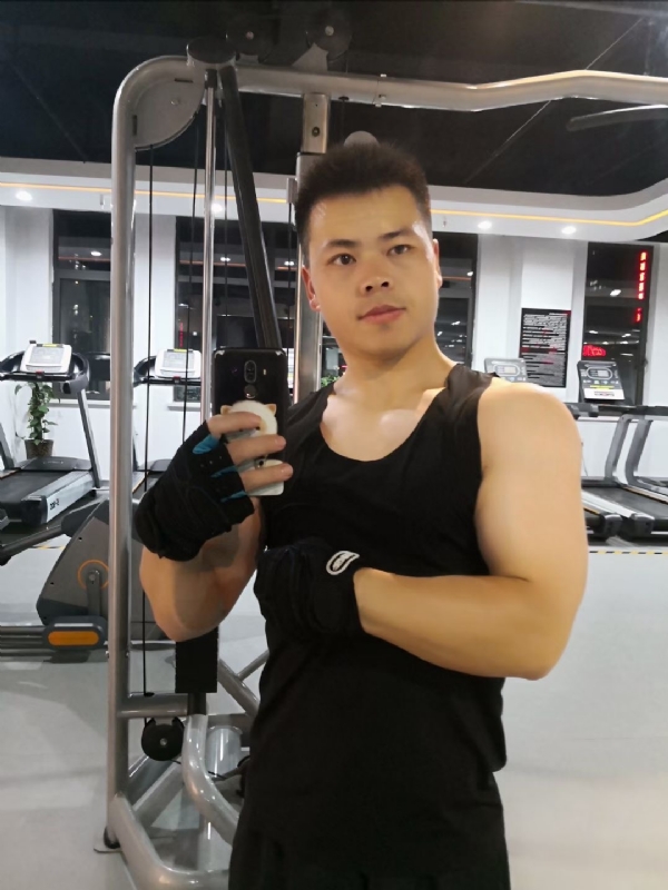 范迪塞尔的第二张照片--闽侯相亲网